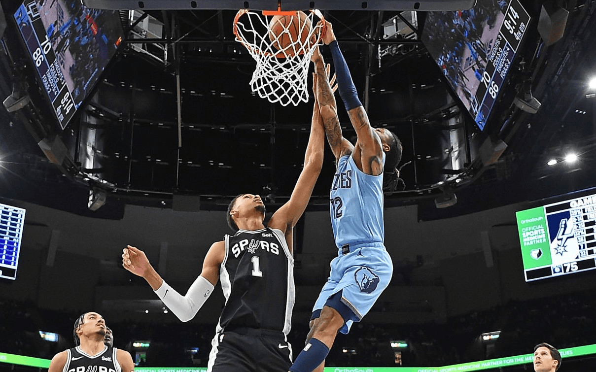 美国男篮碾压鹈鹕,拉塞尔送出助攻的简单介绍 美国男篮碾压鹈鹕,拉塞尔送出助攻的简单介绍