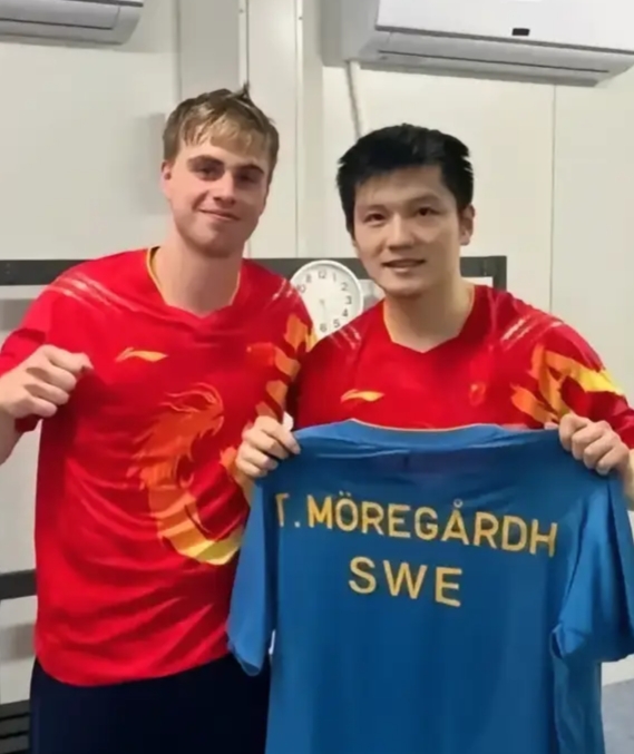 英国乒乓球队绝杀韩国乒乓球队，波尔统治全场的简单介绍