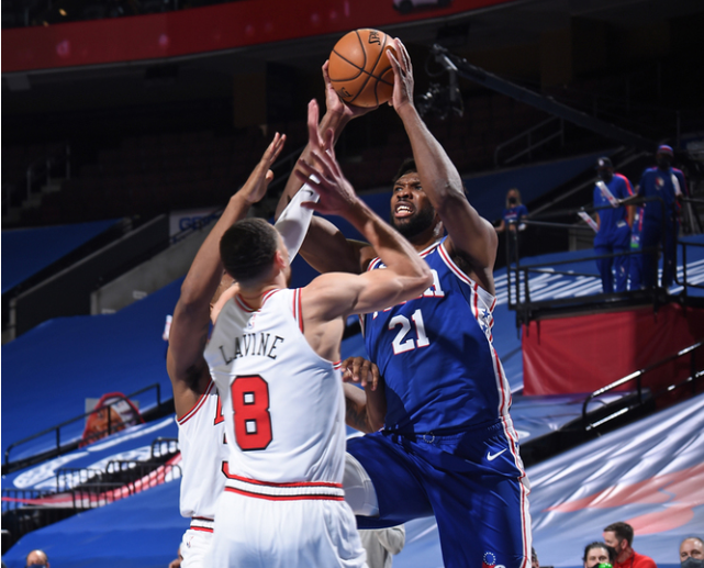 瓦伦西亚力克里昂，马夏尔统治全场