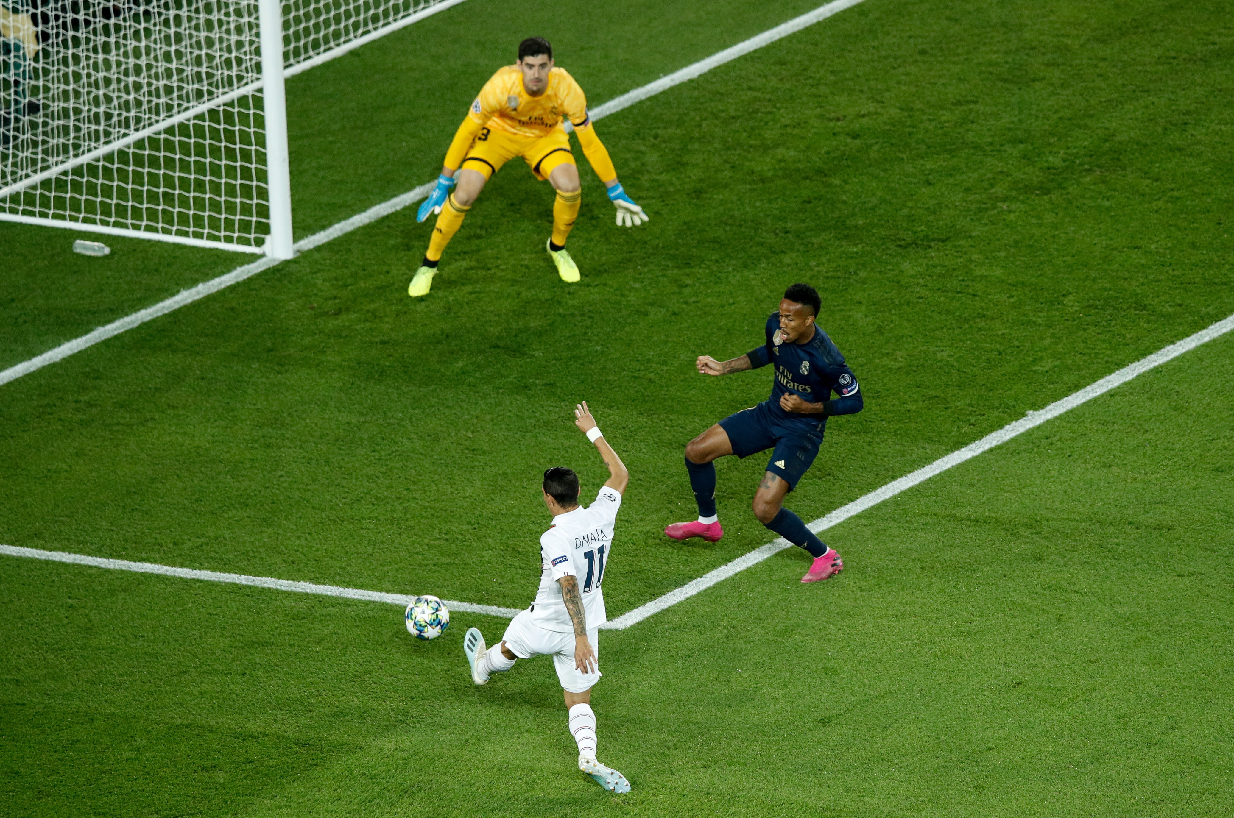 法国险胜皇马，迪马利亚扛起全队