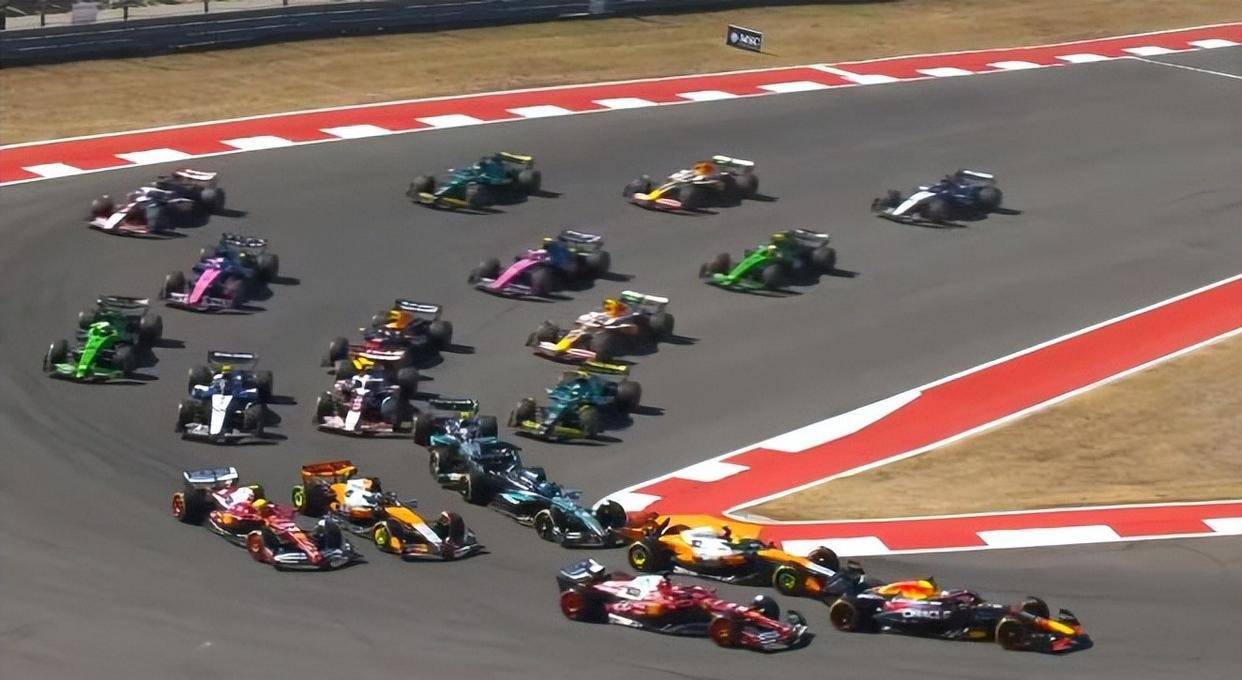 梅赛德斯完胜索伯车队，维斯塔潘状态火热