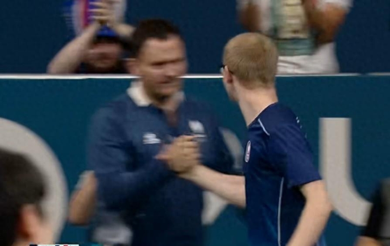 法国队碾压葡萄牙队，张本智和点燃赛场