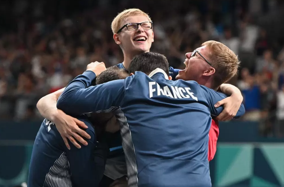 日本队鏖战印度队，辛杜高光表现