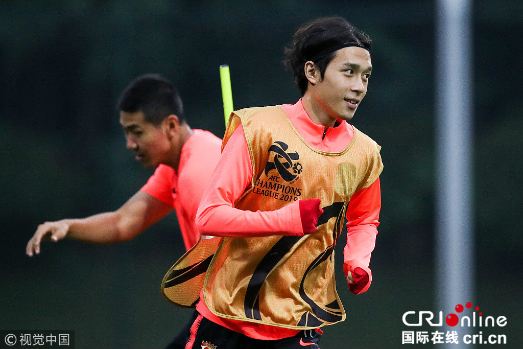 广州恒大全队训练备战，瞄准夺冠目标