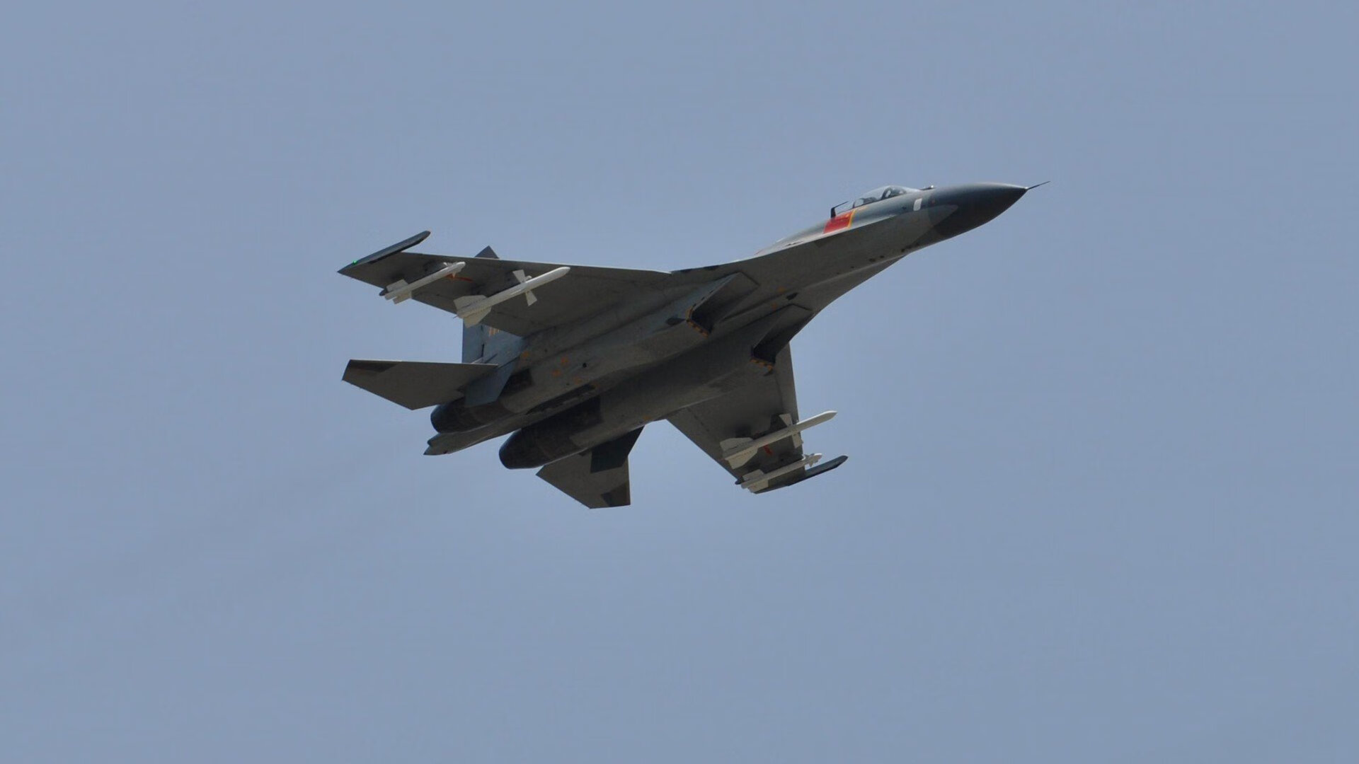 蓝月亮脉冲星，当红色狂潮单节逆袭，贝恩是沉默的引力中心