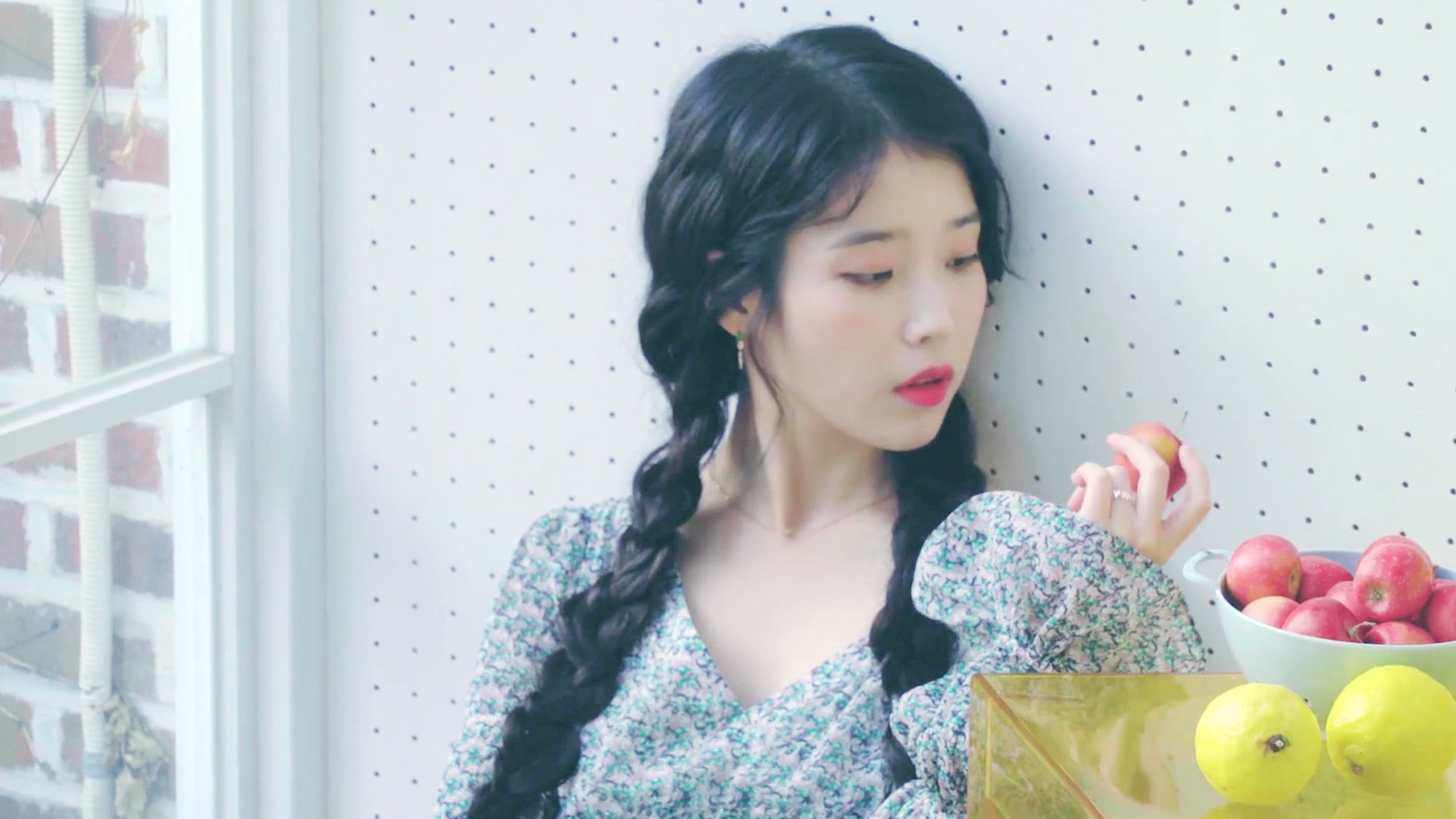 绞杀战锁死命运洪流!后防铁闸阿克一击定乾坤,威尔士困死几内亚猛兽