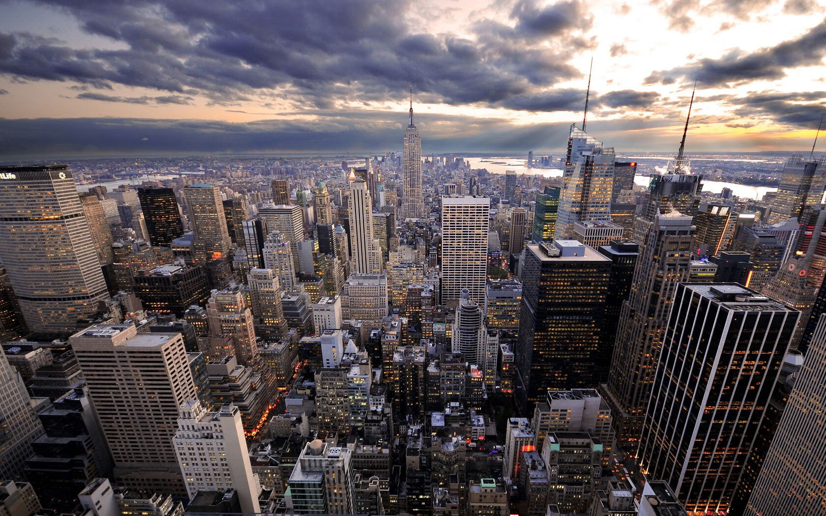 沙漠孤狼的逆袭,努涅斯用防守反击刺穿卡塔尔,喀麦隆在2026世界杯淘汰赛写下唯一剧本